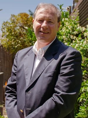 José Antonio Vial - Director