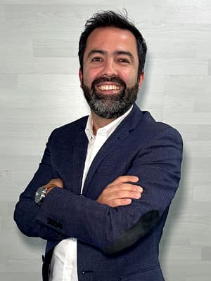 José Luis Mosqueda - Gerente Comercial